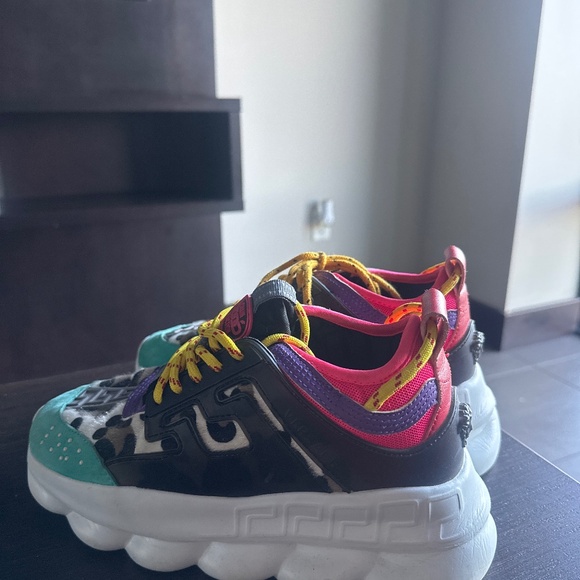 Versace Shoes - Picture 1 of 3